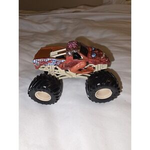 Spin Master Monster Jam BONE YARD ZOMBIE Truck New 1:64